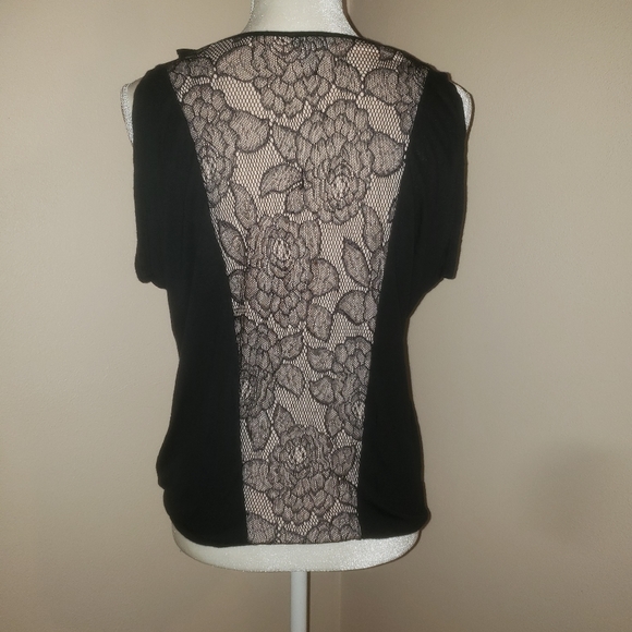 Express Top Size Small EUC. Black with Lace - Picture 4 of 5